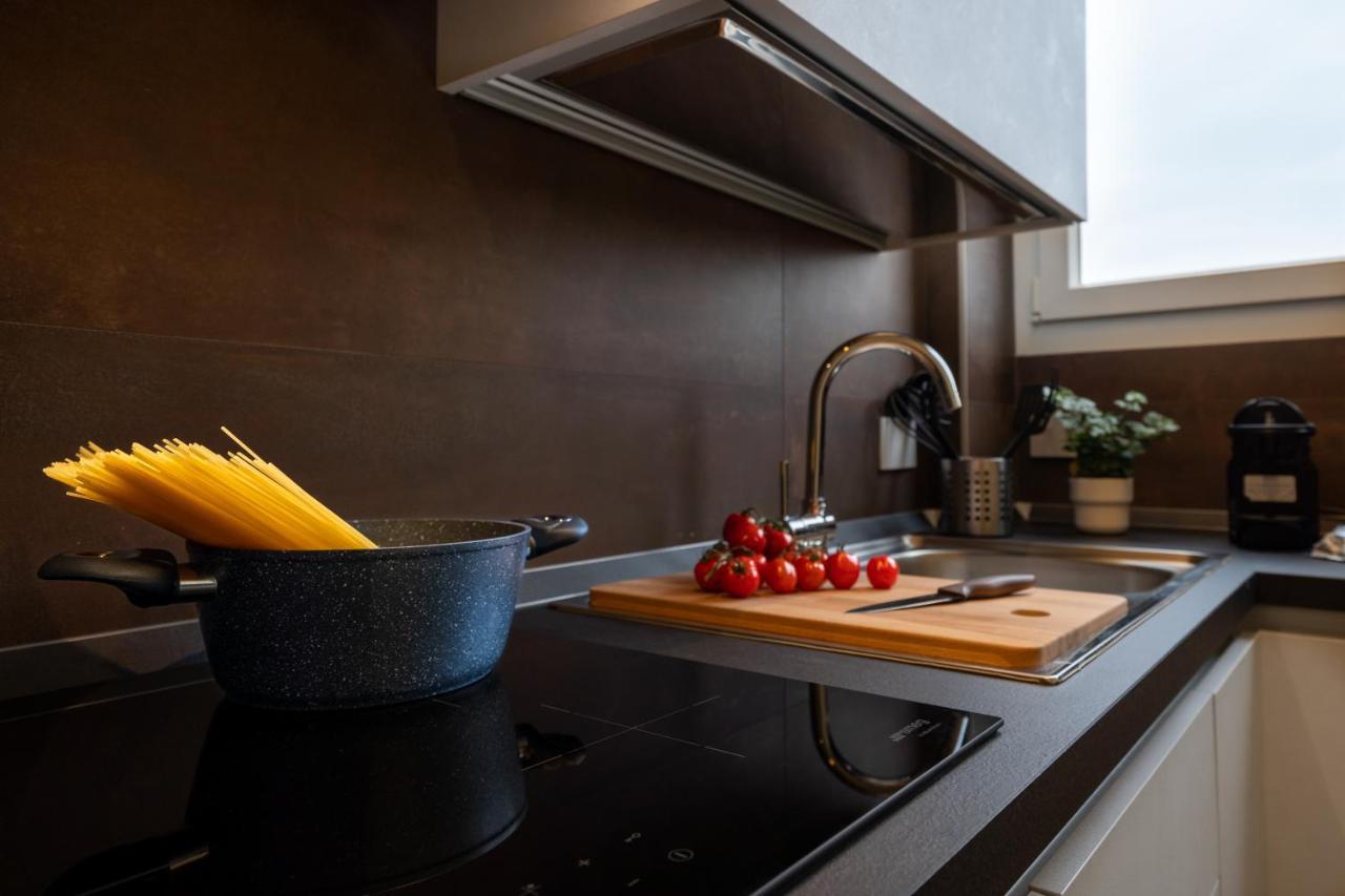 Appartamenti Vista Mole, Centro A 15 Min - Luxury Suites & Fast Wifi Турин Экстерьер фото