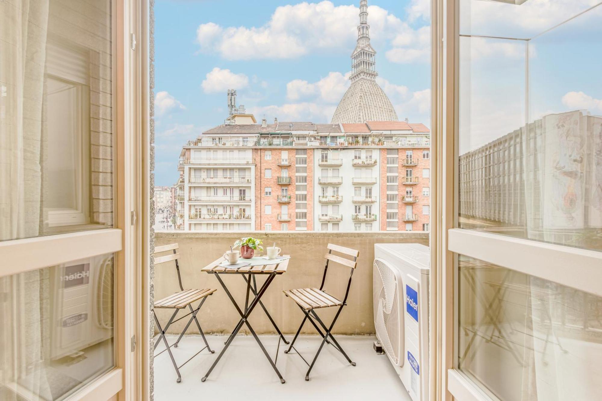 Appartamenti Vista Mole, Centro A 15 Min - Luxury Suites & Fast Wifi Турин Экстерьер фото